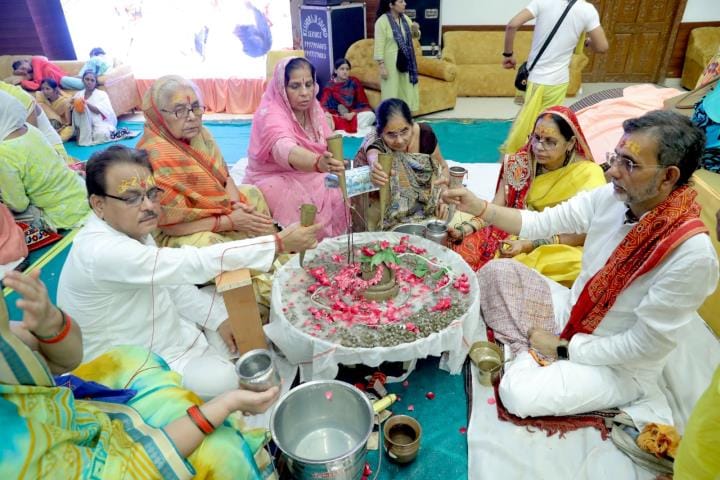 Truth is Shiva, Shiva is beautiful: Devkinandan Maharaj