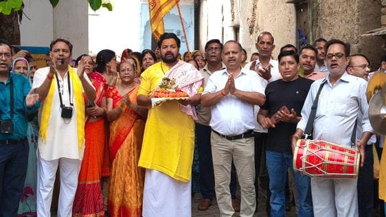 Radha Rani's praises echoed in Mohalla Badka Kuan