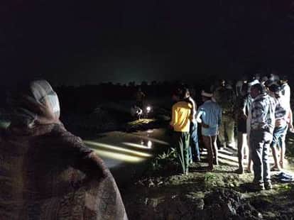 Satna News: Tragic accident: Two girls who went to wash their feet drowned in a borewell, never returned home