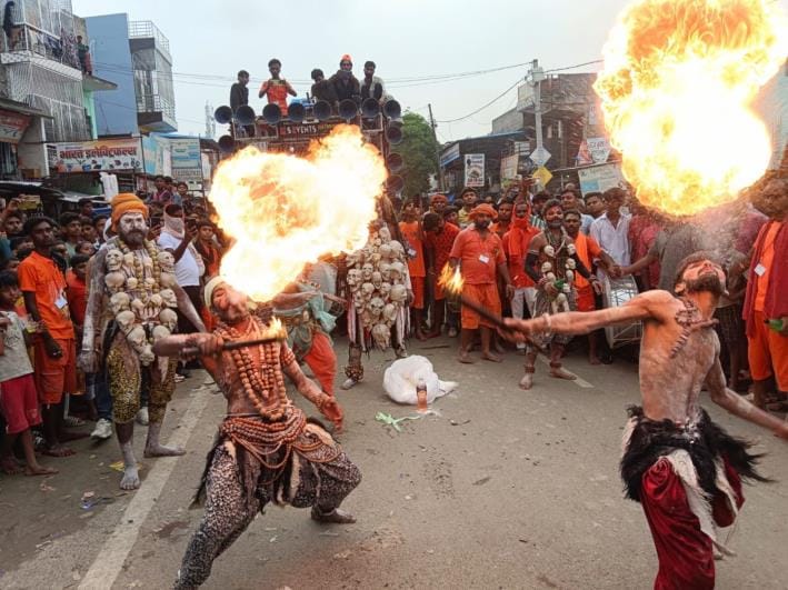 Shiva devotees planted saplings and took out a tableau.