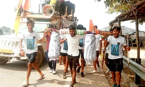 Devotees will flock to Shiva temples... will perform Jalabhishek