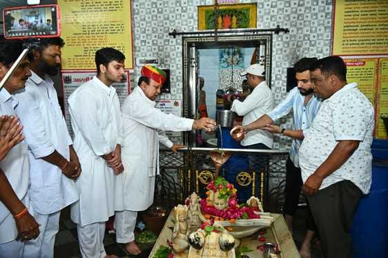 first Monday of Sawan, Sahastradhara organized in Ardha Chandreshwar Mahadev temple