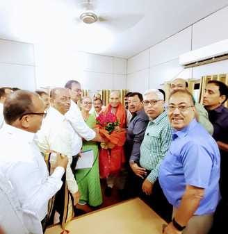 Traders appeal to Defence Minister to not make electricity costlier