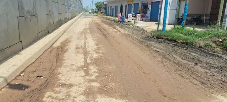 Repair work of broken service road started near Bhuni flyover