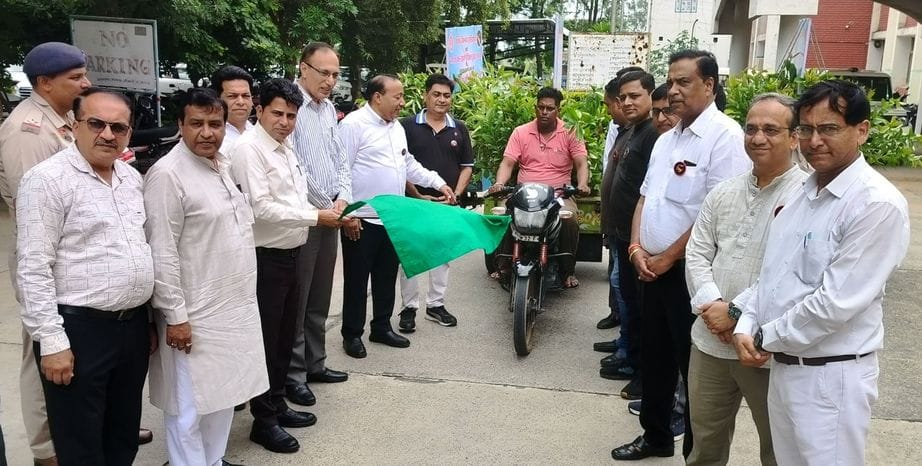 SDM dispatched a consignment of plants for government schools