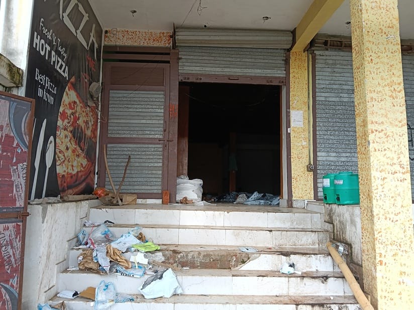 Theft at Flipkart depot, DVR also taken away