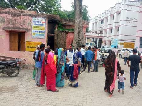 Woman dies due to collision with container