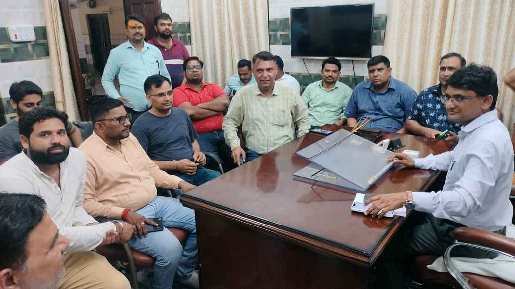 Protest against building a road on a drain, EO stopped the work