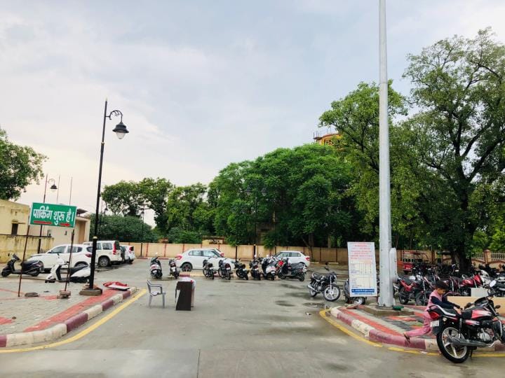 Parking has now started at the railway station after the Corona period