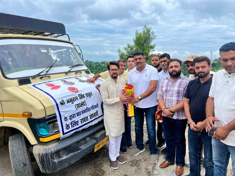 Anurag sent two trucks of relief material from Sameerpur to Mandi