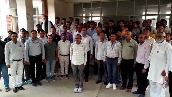 Teachers raised their voice to give martyr status to Panu