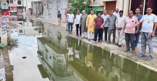 Sloganeering for improving sewer line in old Bharatnagar