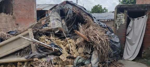 The raw wall collapsed due to rain, the family narrowly escaped