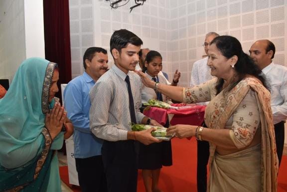 Students were happy to get scholarship
