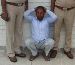 Fraud of Rs 67.85 lakh in the name of workers' salary, arrested