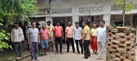 The temple was locked, devotees were troubled for worship