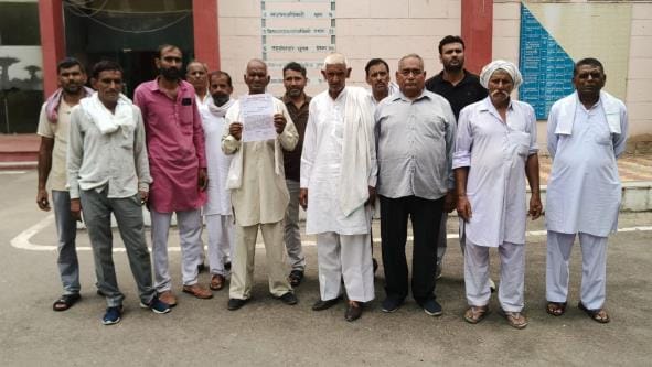 There is a drinking water crisis in Biran village since last 20 days