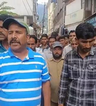Kishtwar, DC Oder of Cleaning, Cleaning Workers of Municipal Committee Oppose