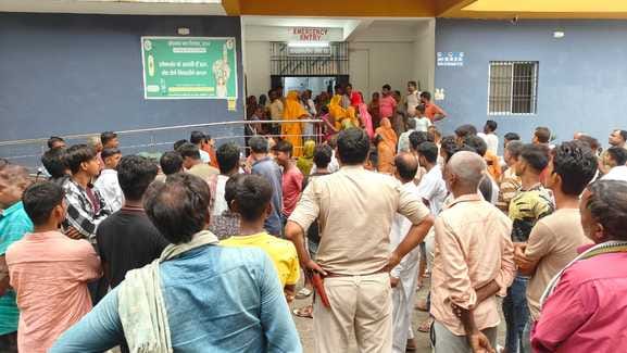 Bihar News: youth died due to electric shock in Supaul Bihar people created ruckus