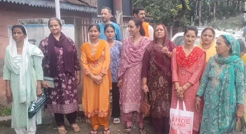 Udhampur, Chakhad Village, Floor Mill Area, Shortage of Drinking water, Delegation Meet with Officials