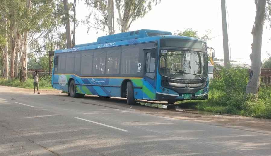 Even after eight months, DTC buses did not get time table counter