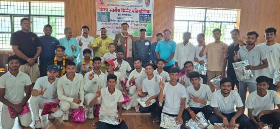 Stadium team won the final by defeating Master XI