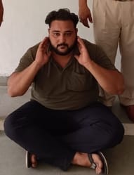 Accused arrested for providing illegal arms
