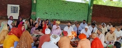 Walking on the path of truth is also a sadhana: Mahant Trayambak Giri