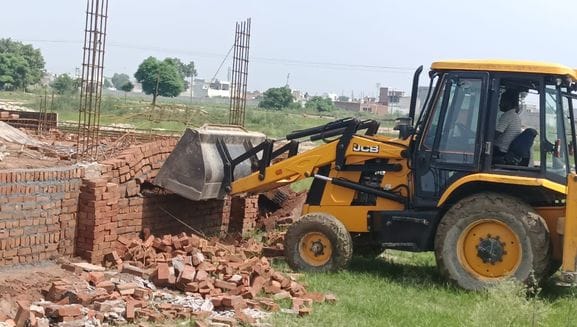 Illegal colonies near Joshi Chauhan and Devdu demolished