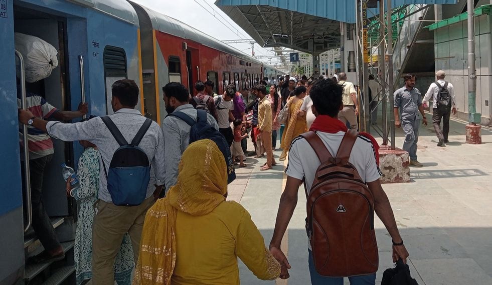 Dadar Express was delayed by 9 hours and Malwa Express was delayed by 2 hours