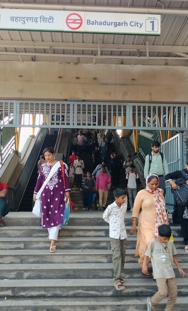 From August 15, two passenger and express trains will be operated from Shakurbasti, crowd will increase in metro