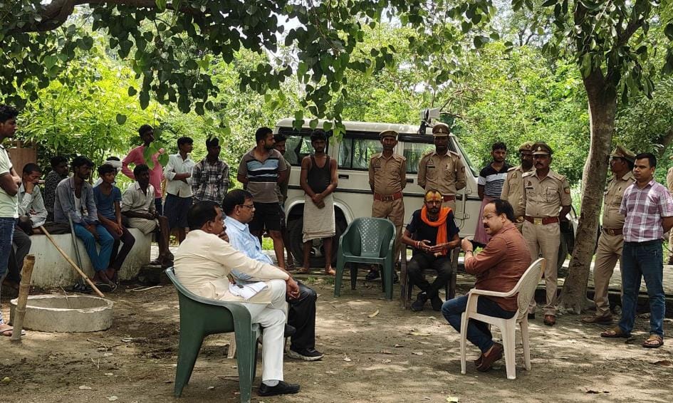 Tiger's terror in Piparjhala, cage and trap camera will be installed outside the village
