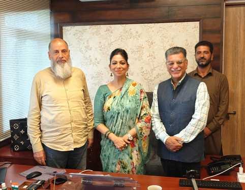 JK Dragon Boat Association meets Yasha Mudgal