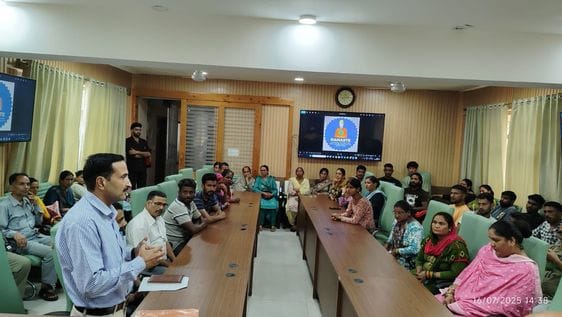 One lakh sanitation workers will be identified in urban bodies