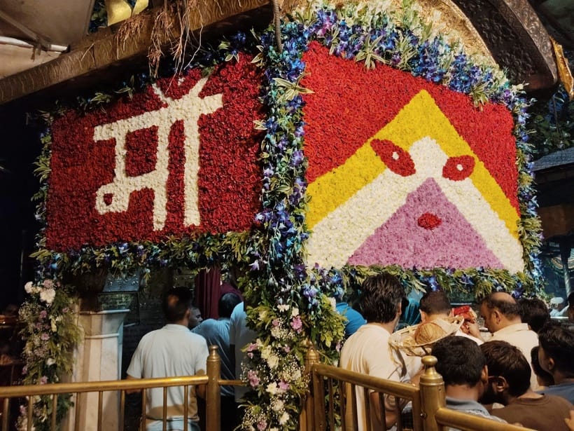 Grand flower decoration in Maa Chintapurni Darbar on Sawan Sankranti