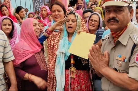Martyr Ramesh's wife gave him final farewell in bridal attire