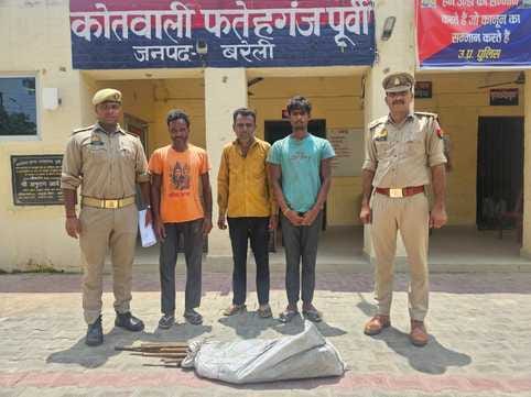 Three arrested with stolen iron rods