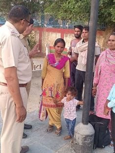 Three youths roaming on the railway track with the intention of pelting stones on trains were caught