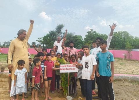 Plants were planted in the name of the deceased ancestors of the village