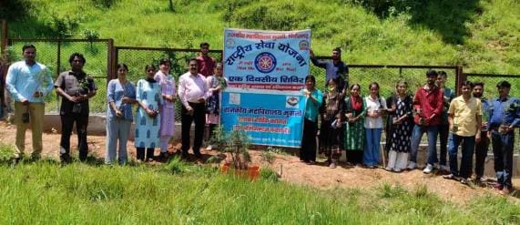 Administration team raided medical stores in Devidhura, flaws found
