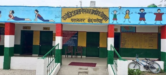 Two teachers and 135 students in a school, how to get better education
