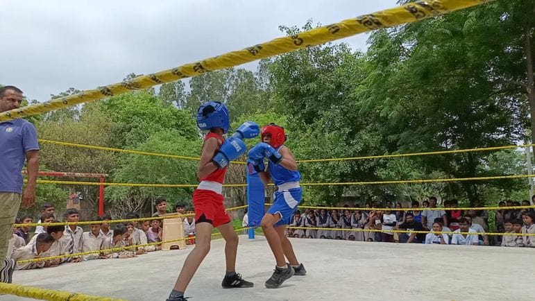 Anmol became the winner in 40 kg and Arun in 61 kg