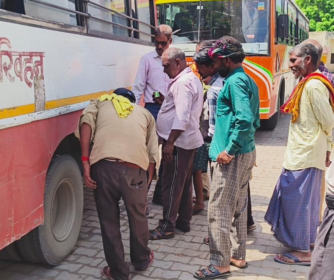 The bus tire burst with a loud bang