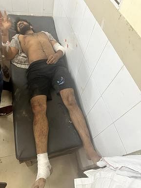 उपचार के लिए अस्पताल में भर्ती आरोपी