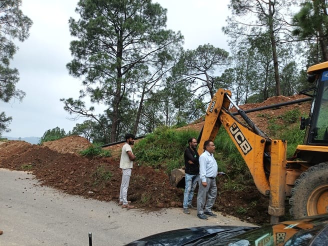 Pipeline laying work started at Khurpadi Chowk of Bijhri