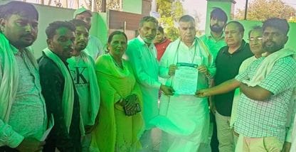 Demand to take contract workers on payroll