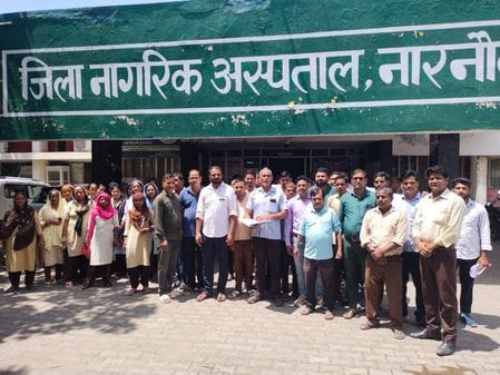 Contract health workers demonstrated regarding their demands