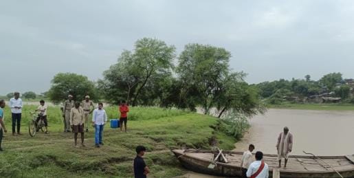 Ken touched danger mark again, Yamuna also in spate