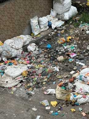 The cleanliness system of Ghumarvi Nagar Panchayat, which improved its ranking, has collapsed