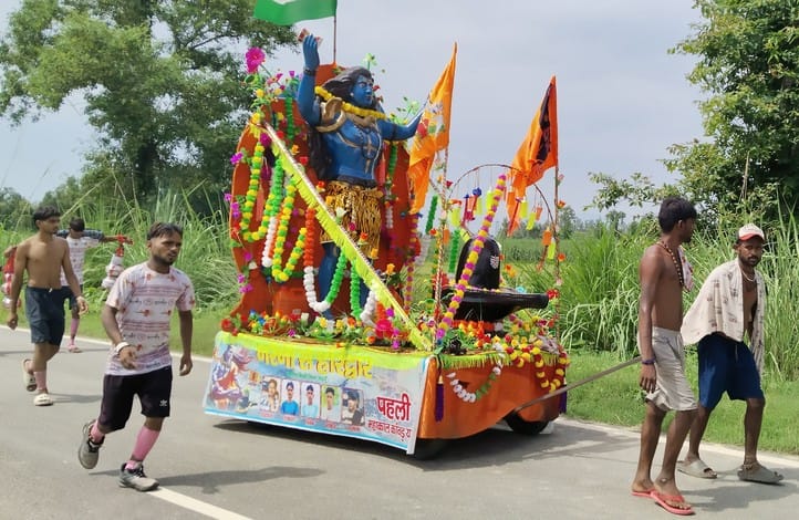 The chants of Bam-Bam Bhole are echoing on the Kanwar routes